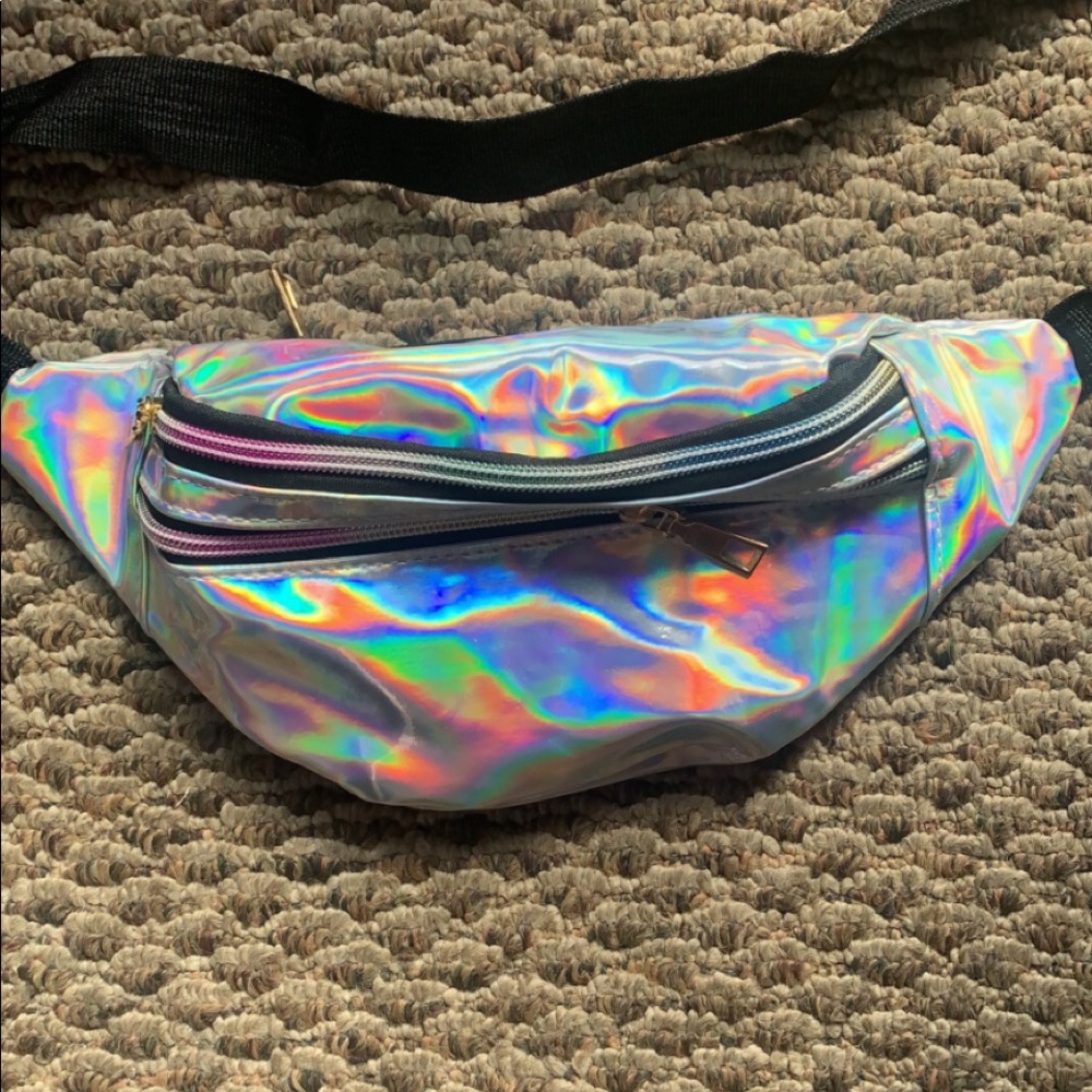 Metalic Fanny Pack